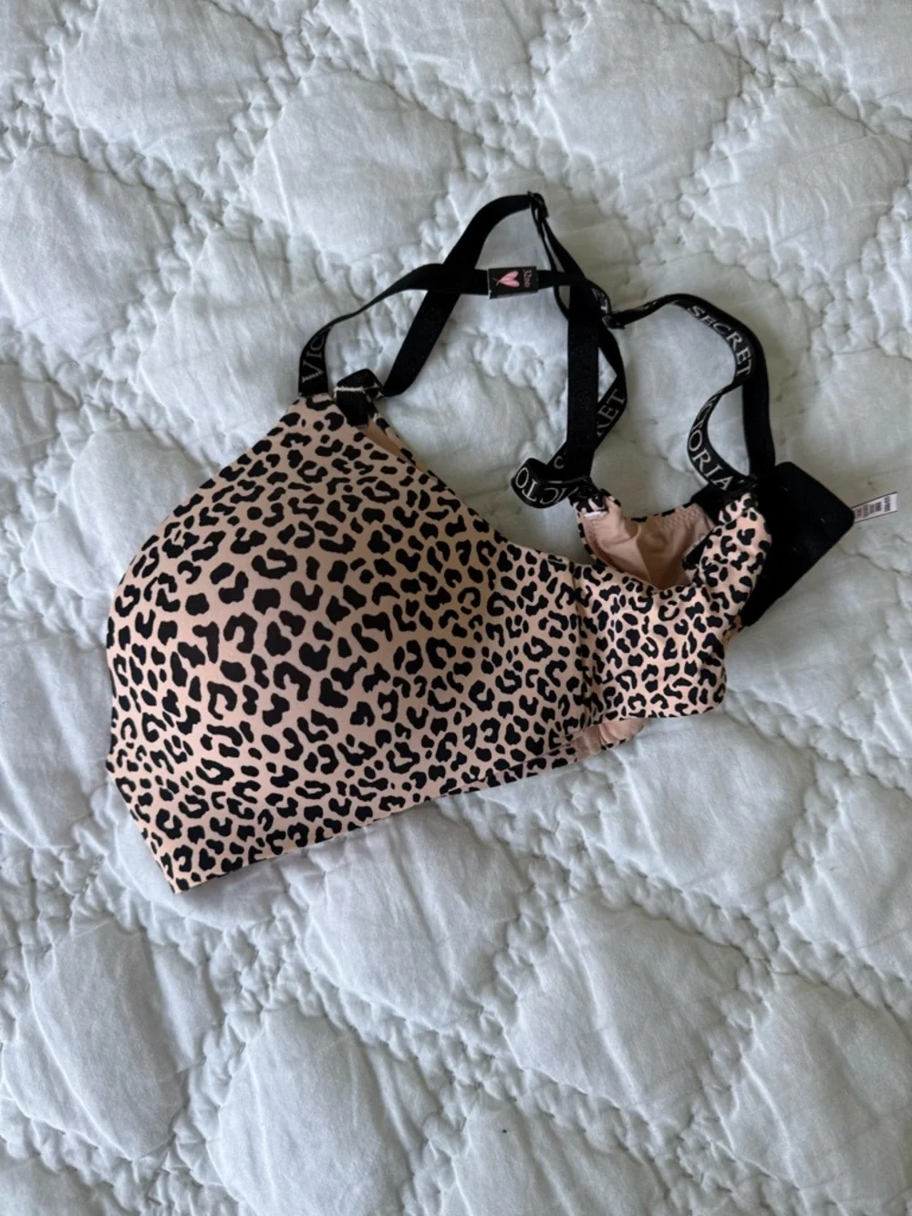 Victoria's Secret Pink Leopard Print T-Shirt Bra with Black Straps - Picture 5 of 5